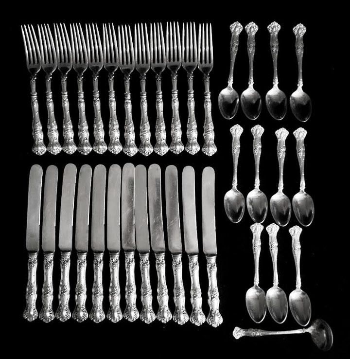 Antique Xs Quintuple Silverplate Rogers 1874 Vintage Grape Pattern Flatware Set - 36 PCS - 2