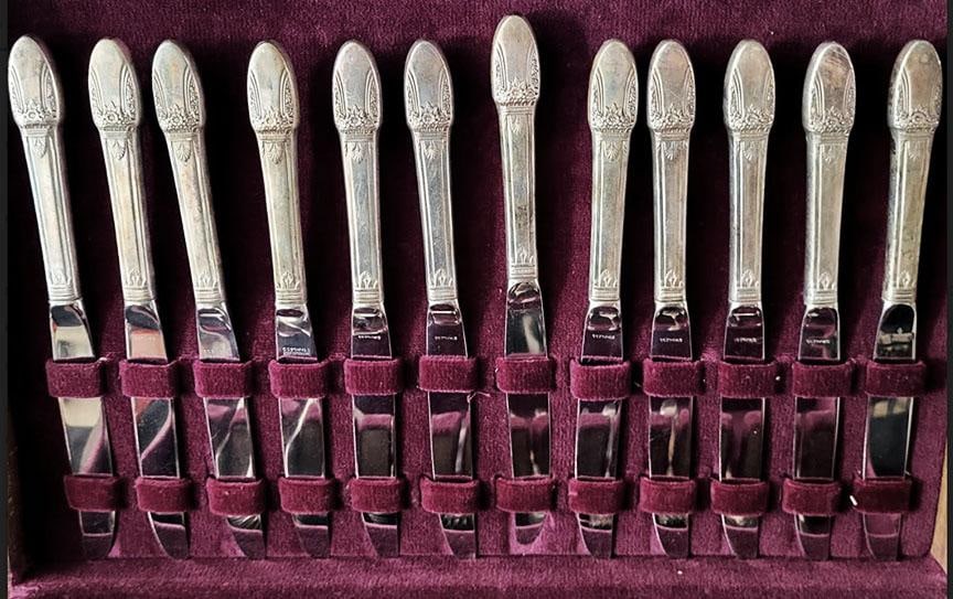 Vintage Set Wm Rogers Silverplate Flatware First Love Pattern - 75 PCS - 10