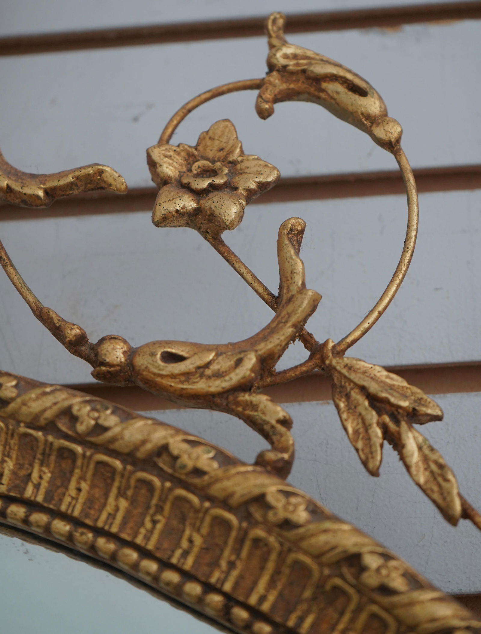 Friedman Brothers Oval Gold Gilt Adams Mirror - 9