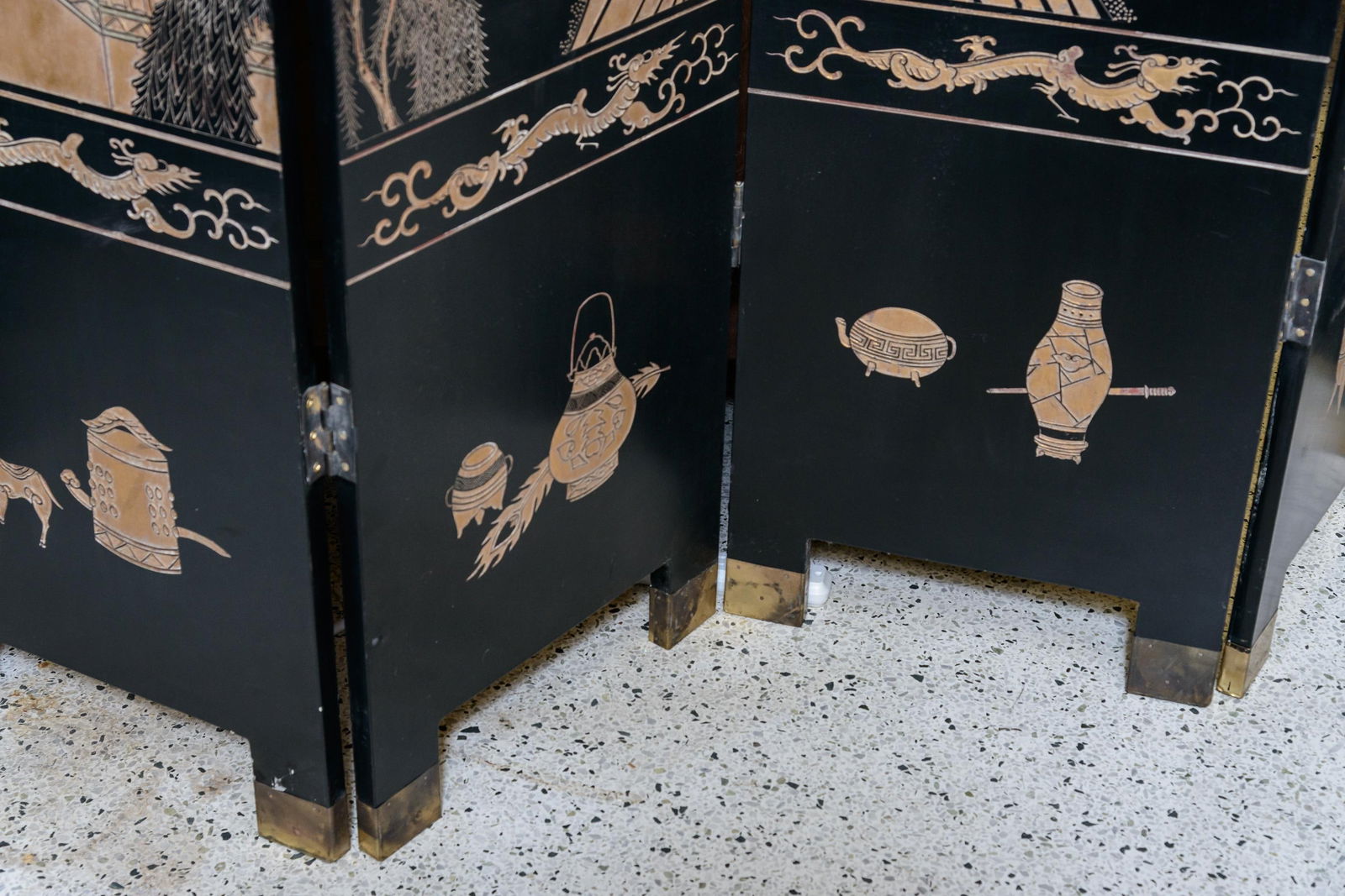 Eight Panel Black Oriental Screen - 4