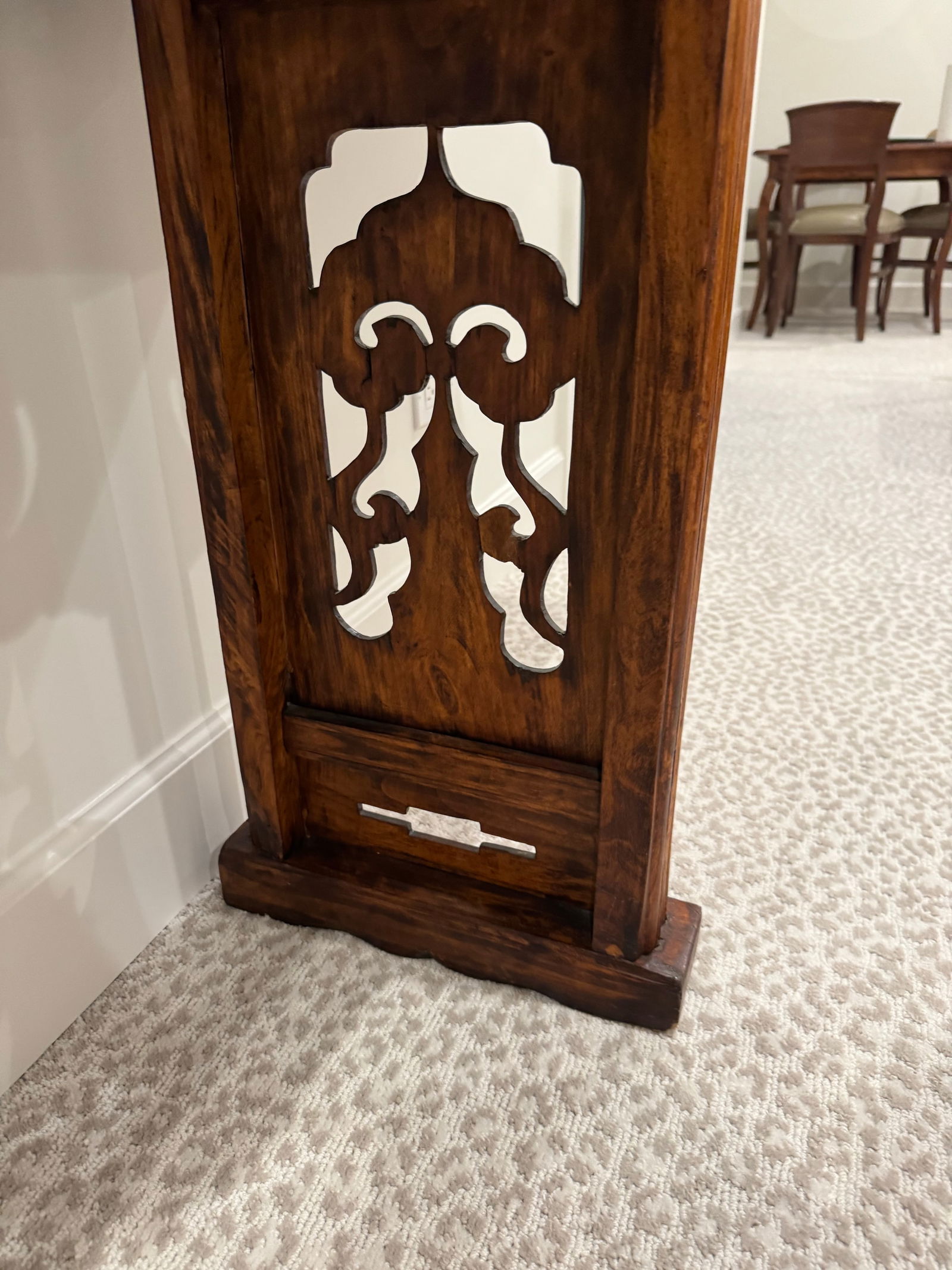 Hand-Carved Chinese Elm Altar Console Table - Cloud Scroll Carvings - Early 20th Century - 11