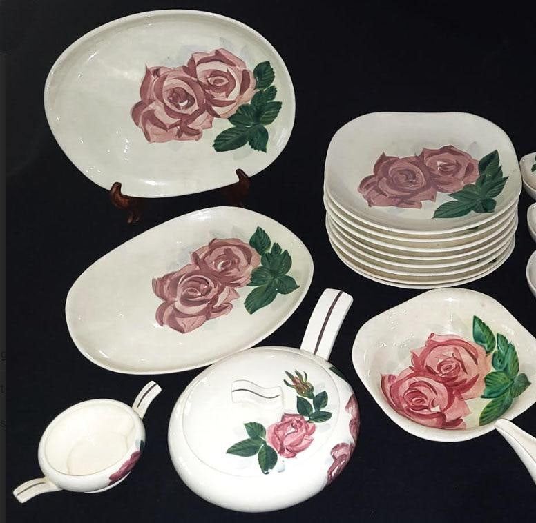 1940s Red Wing Pottery Dinnerware Set Hand Painted - 35 Pieces - 4