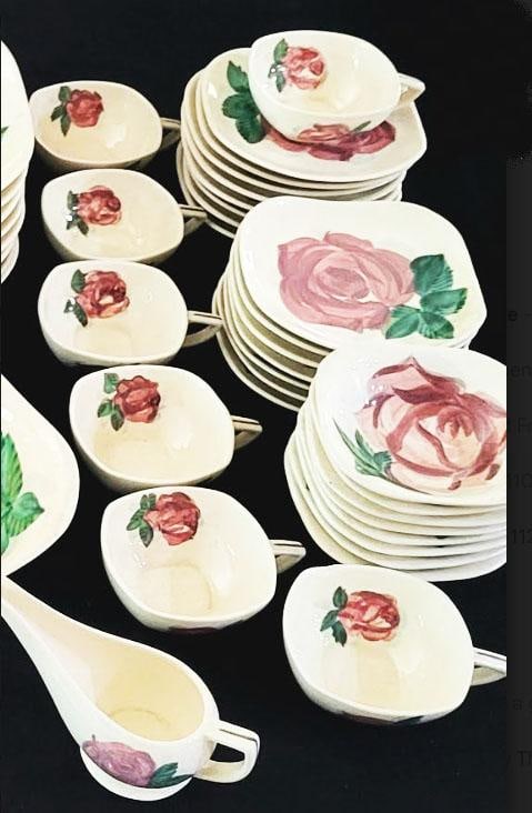 1940s Red Wing Pottery Dinnerware Set Hand Painted - 35 Pieces - 5