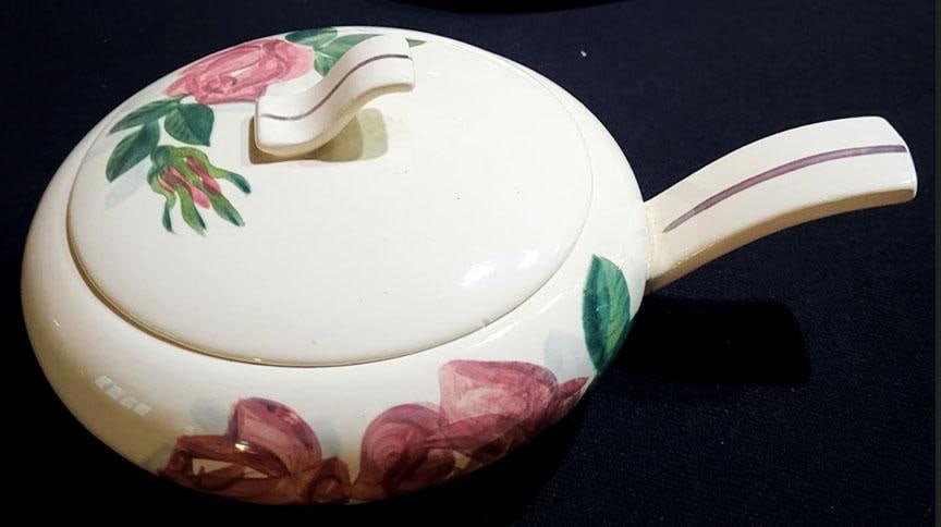 1940s Red Wing Pottery Dinnerware Set Hand Painted - 35 Pieces - 7