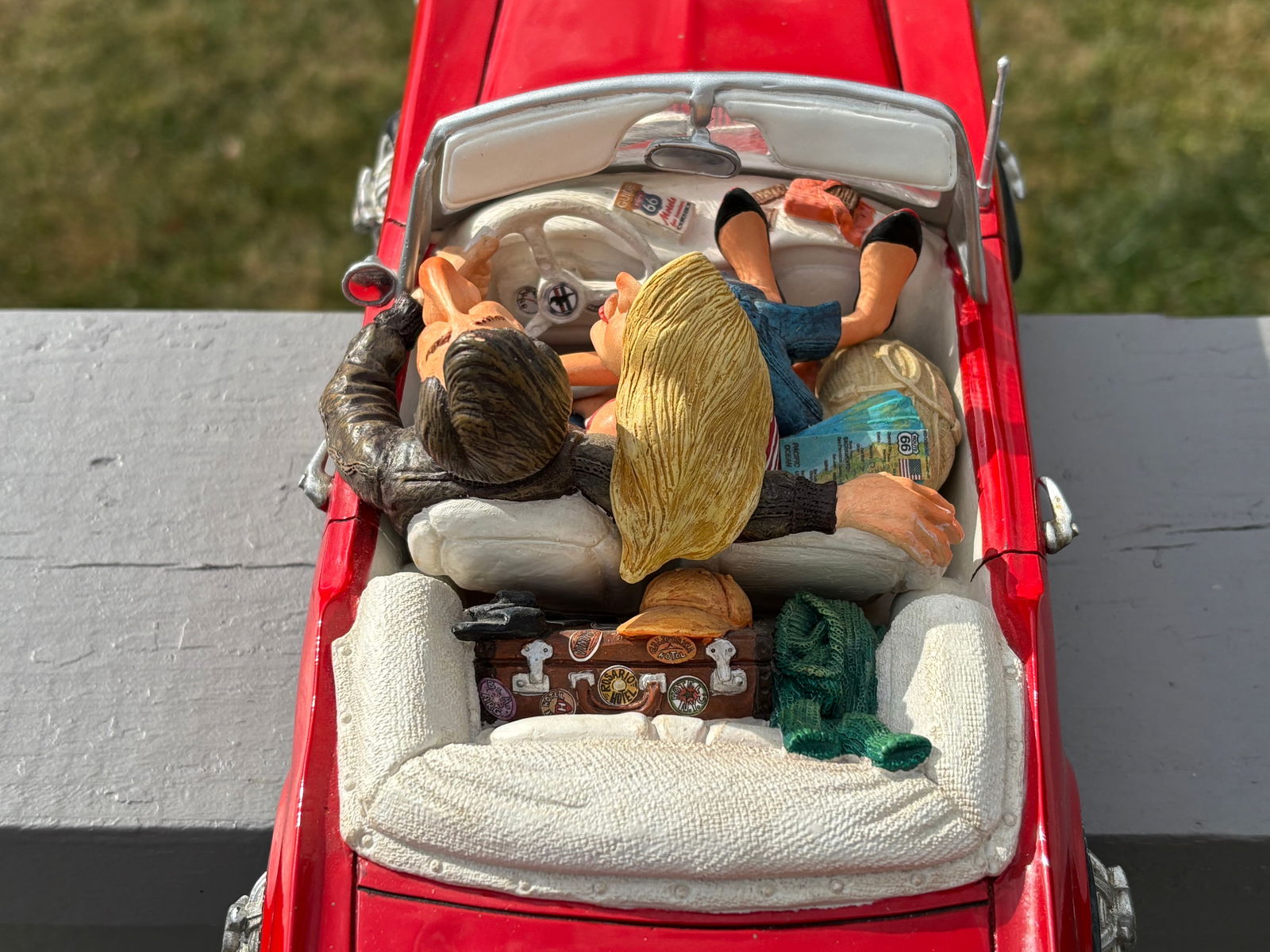 1965 Ford Mustang - Original Whimsical Sculpture by Guillermo Forchino - Paris, 2014 - 11