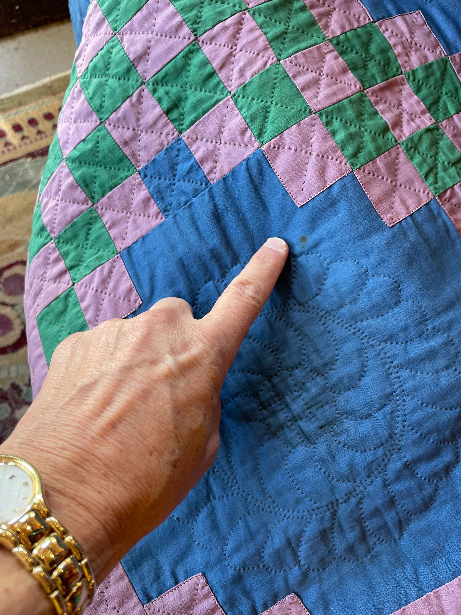 1940s Vintage American Triple Irish Chain Quilt - 12