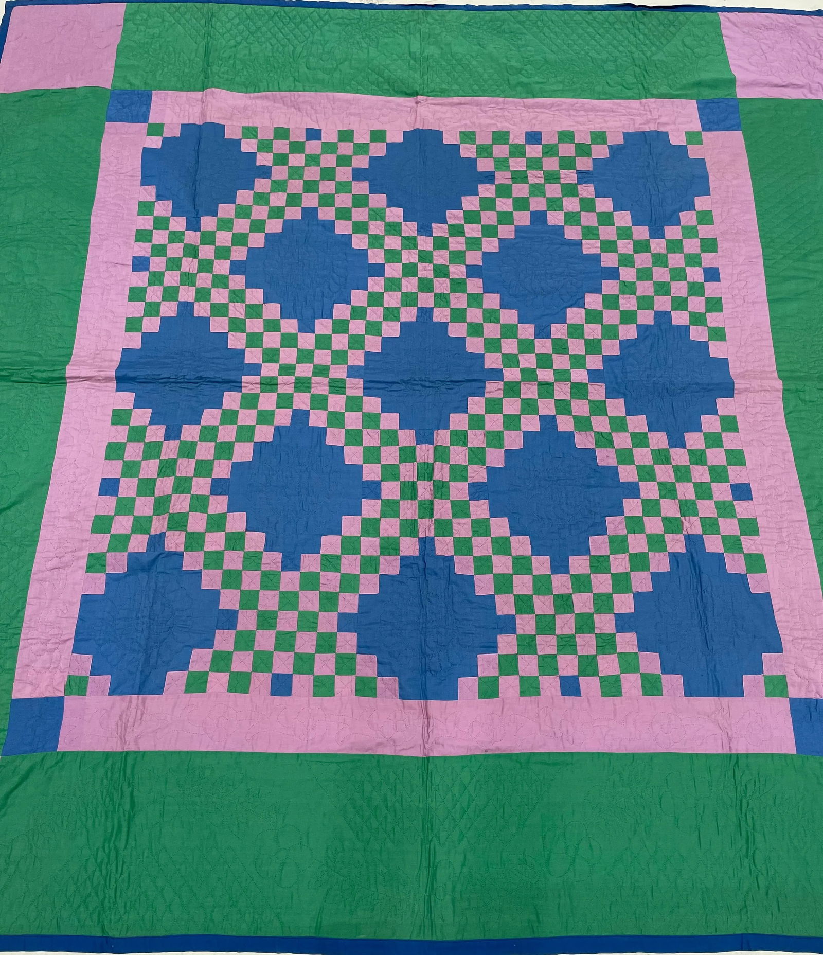 1940s Vintage American Triple Irish Chain Quilt - 2