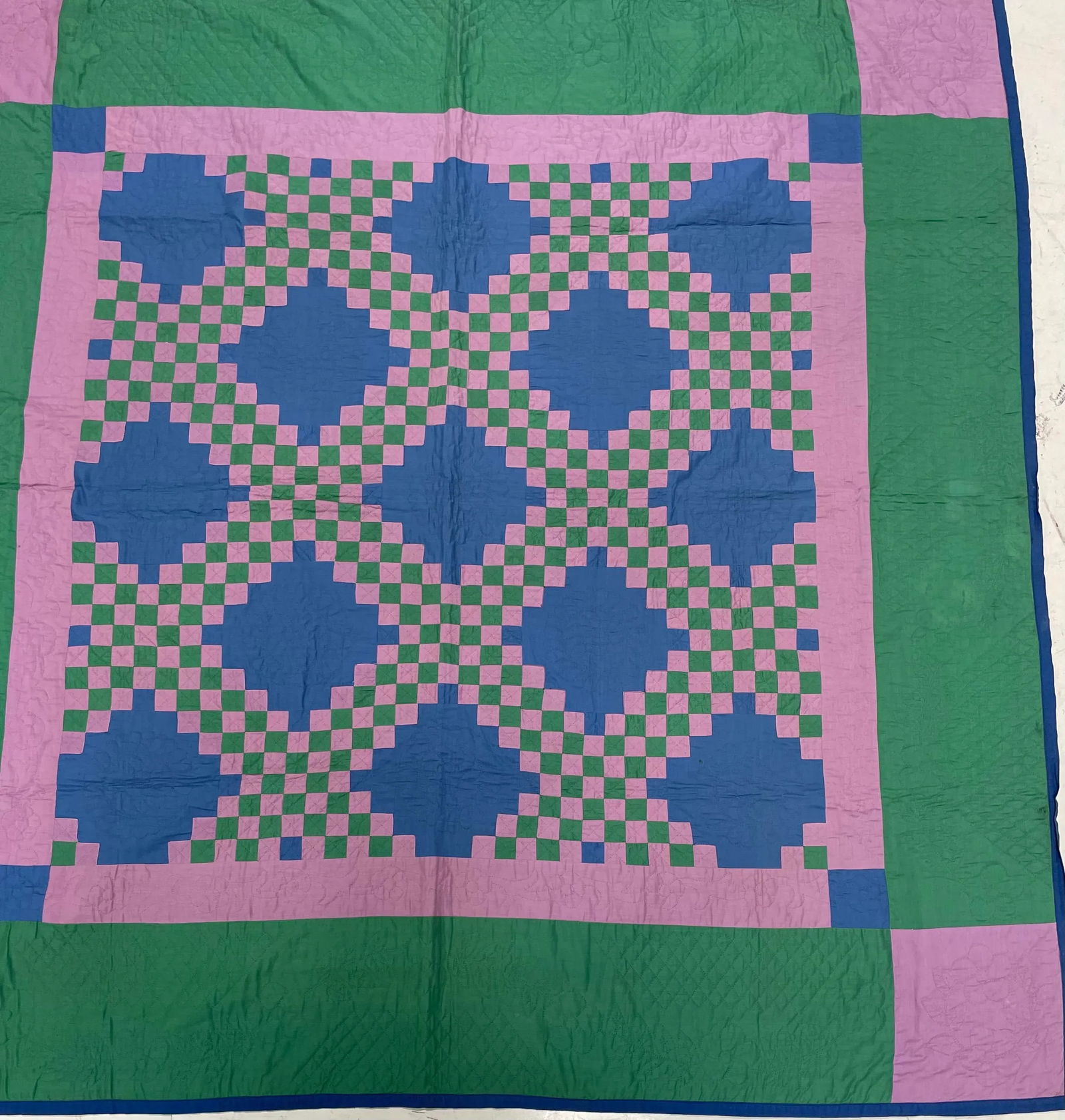 1940s Vintage American Triple Irish Chain Quilt - 6