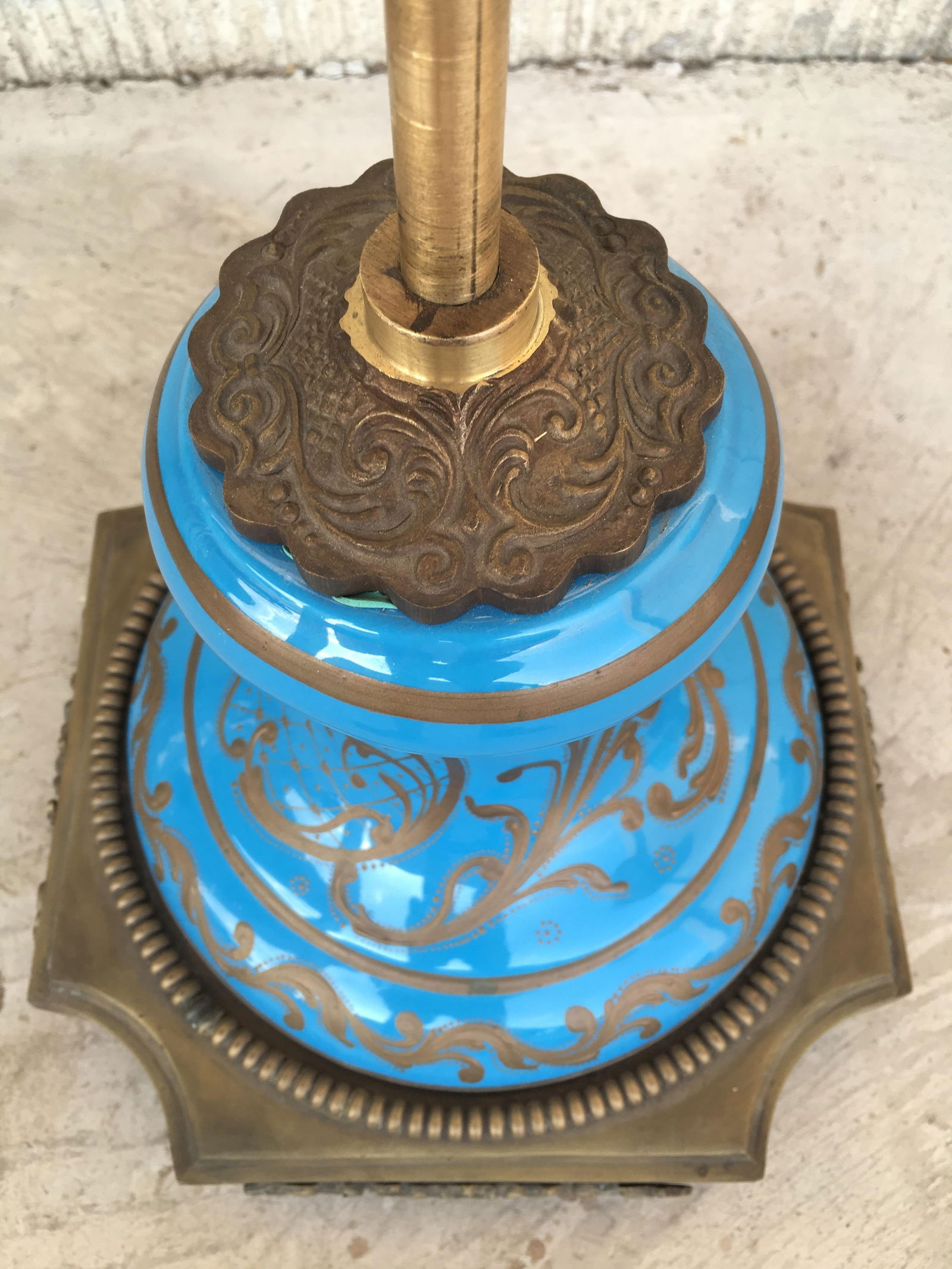 Pair of Large Antiques French Ormolu-Mounted & Painted Pair of Sèvres Porcelain - 8