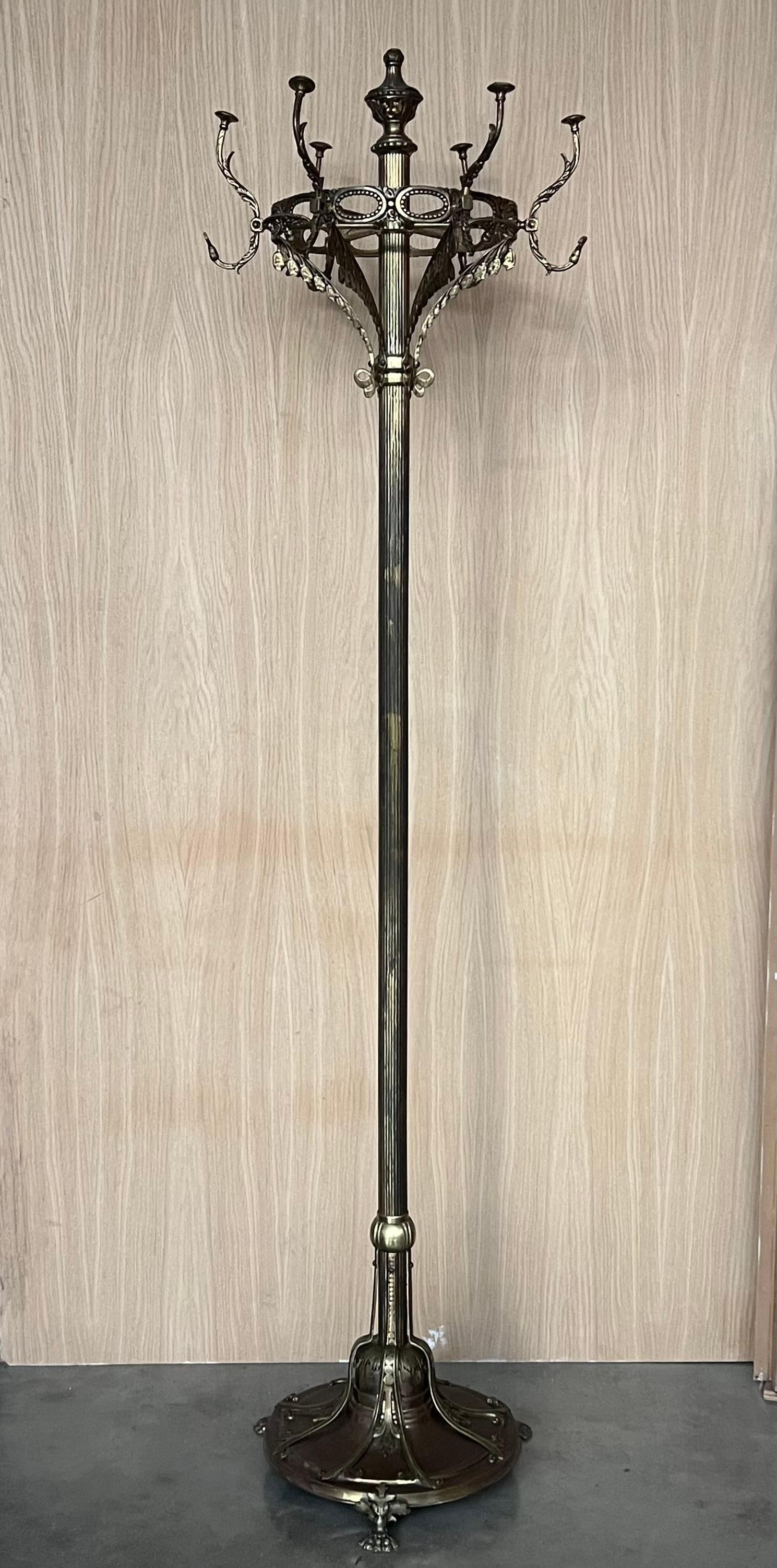 Early 20th Century Bronze and Brass Burnished Art Nouveau Belle Epoque Hanger, Bronze Grifone Feet - 16