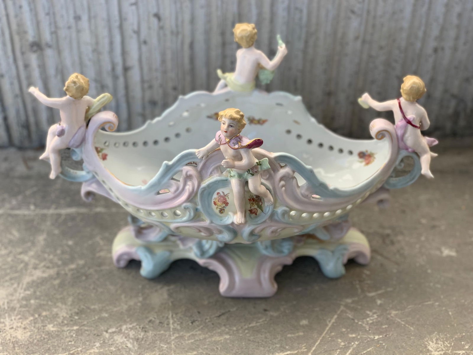 Late 19th Century RococÃ³ Porcelain Figural Cherub Jardinière or Centerpiece Bowl by - 18