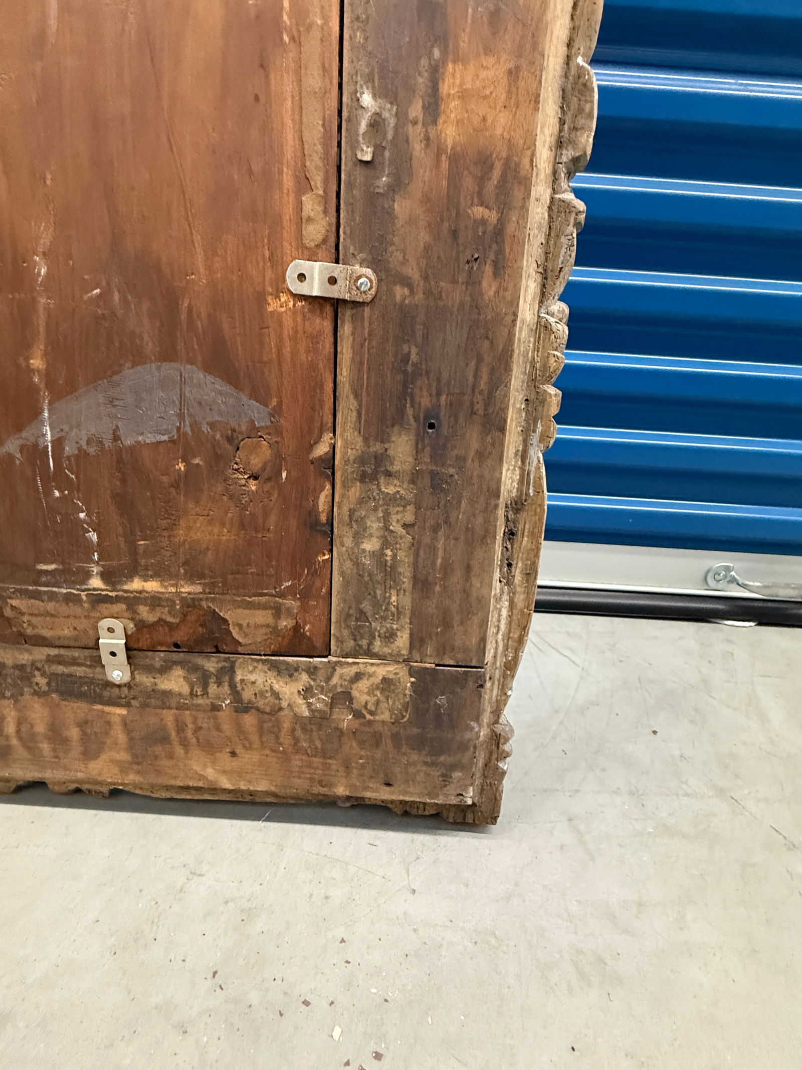 Neapolitan Baroque Carved Wood Mirror With Putti and Shell Crest C. 1680-1720 - 13