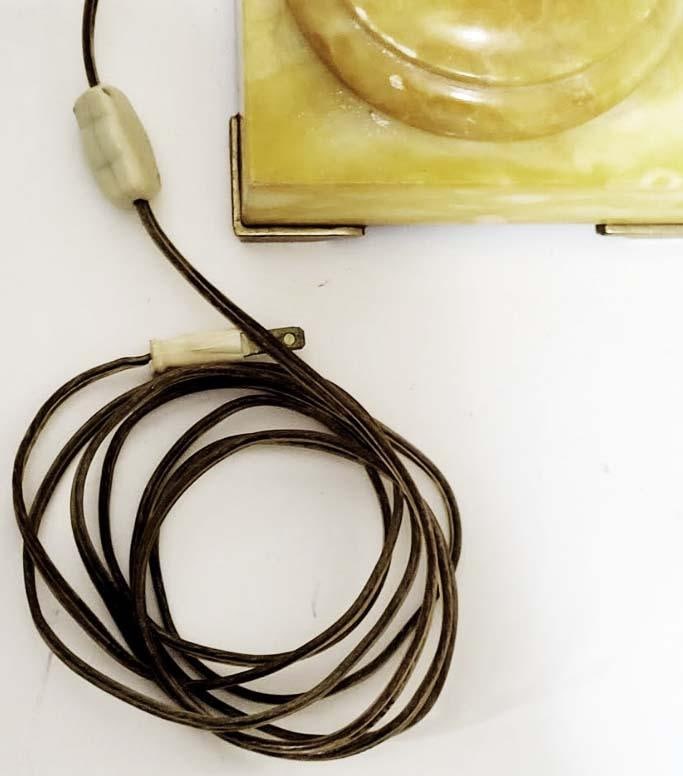 1950s Large Scaled Italian Urn Form Alabaster Lamp - Marbro Lamp Co. - 6