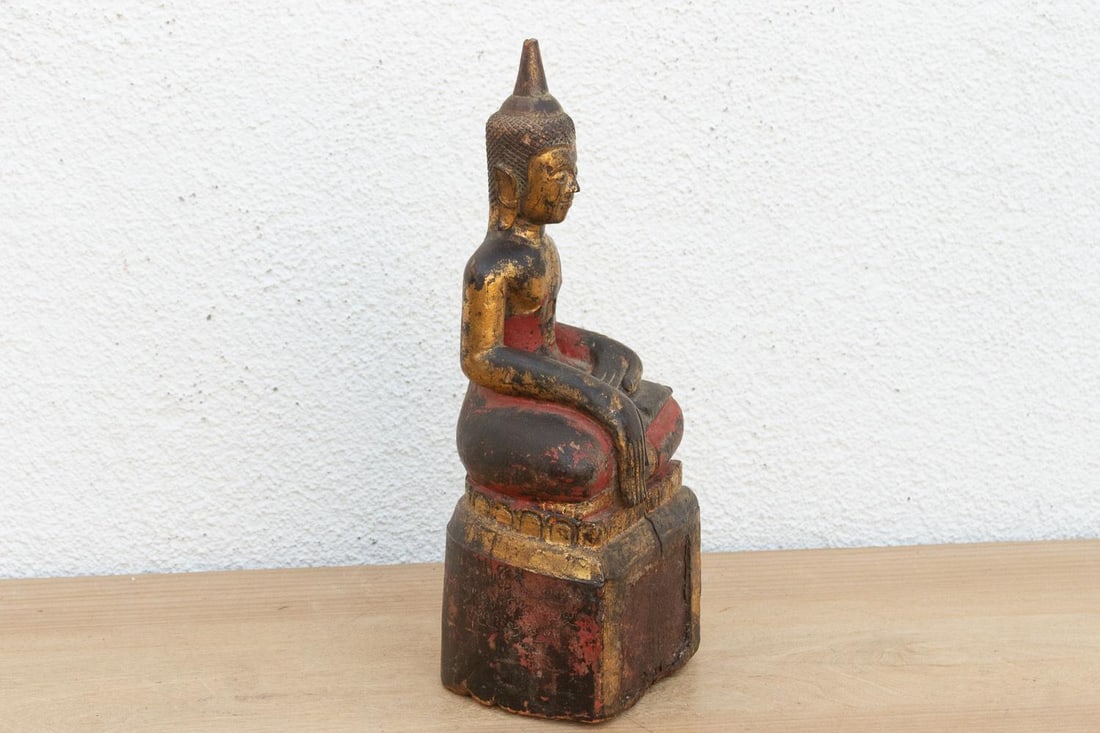 Gilt & Rouge Antique Devotional Seated Buddha - 6