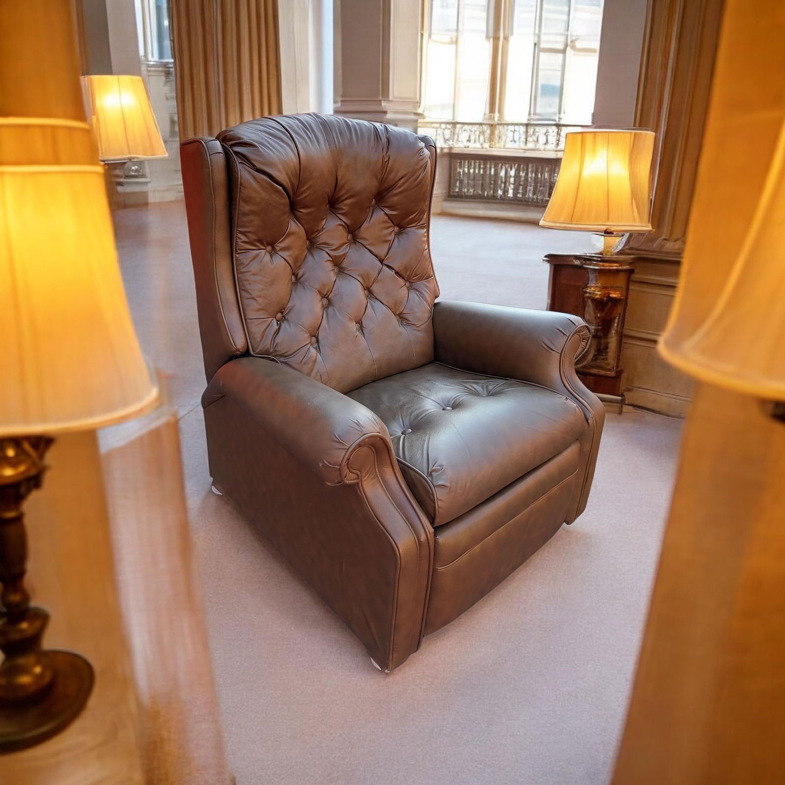 A Timeless Classic: The Genuine Vintage Stratolounger Recliner - 4