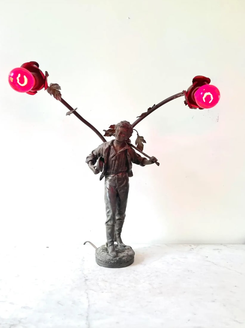 Vintage Arte Nouveau Bronze Spelter Sculpture Lamp - 2