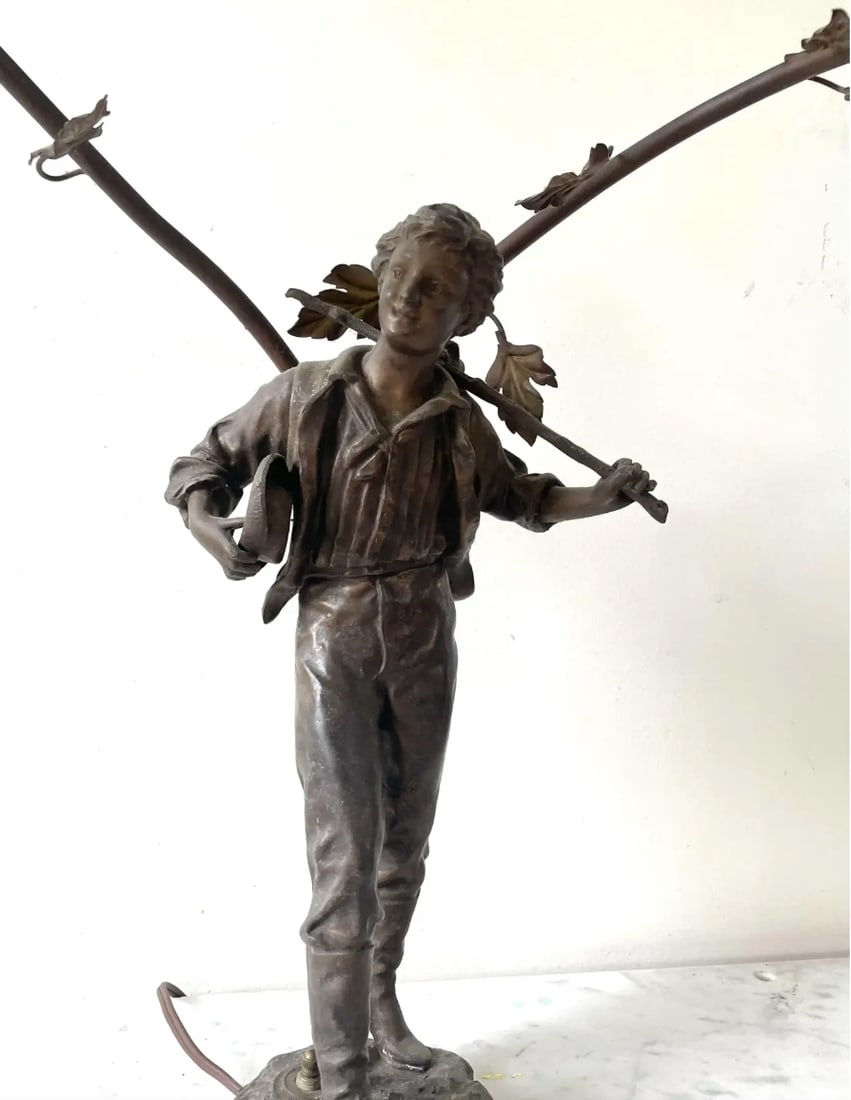 Vintage Arte Nouveau Bronze Spelter Sculpture Lamp - 3