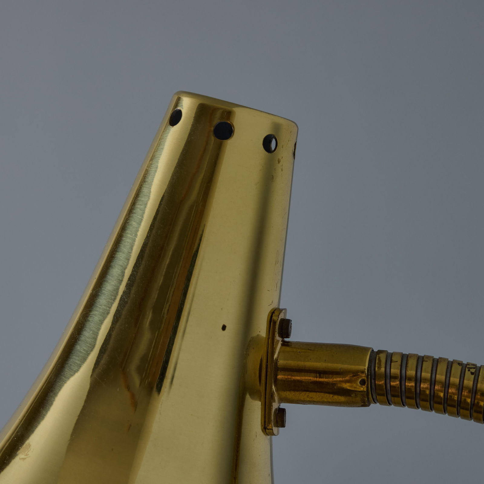 Pair of 1950s Perforated Brass Wall Lamps Attributed to Mauri Almari - 15