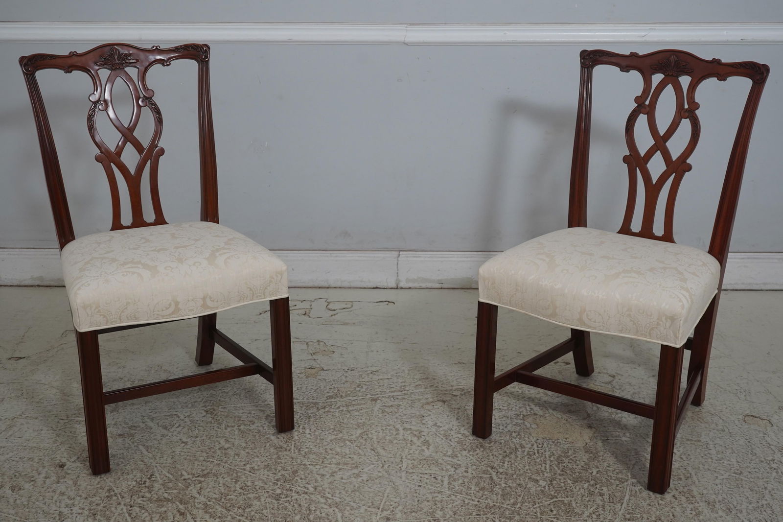 Set of 8 Kindel Mahogany Chippendale Upholstered Dining Chairs - 10