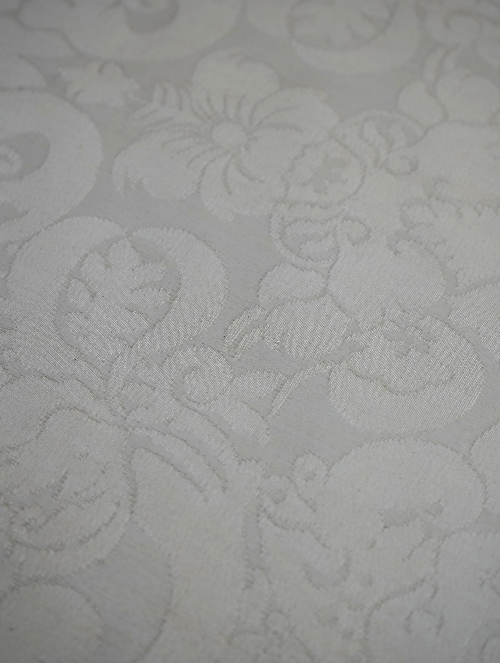 Set of 8 Kindel Mahogany Chippendale Upholstered Dining Chairs - 8