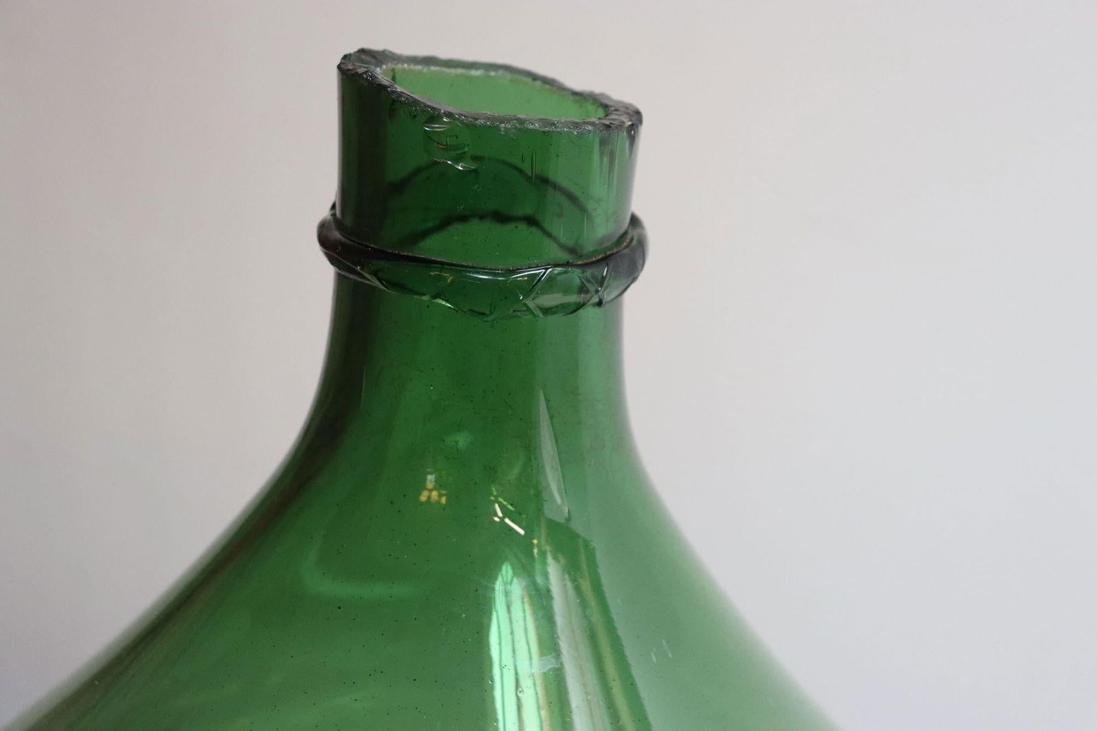 Vintage Italian Emerald Green Blown Glass Teardrop-Form Demijohn Carboy - 14