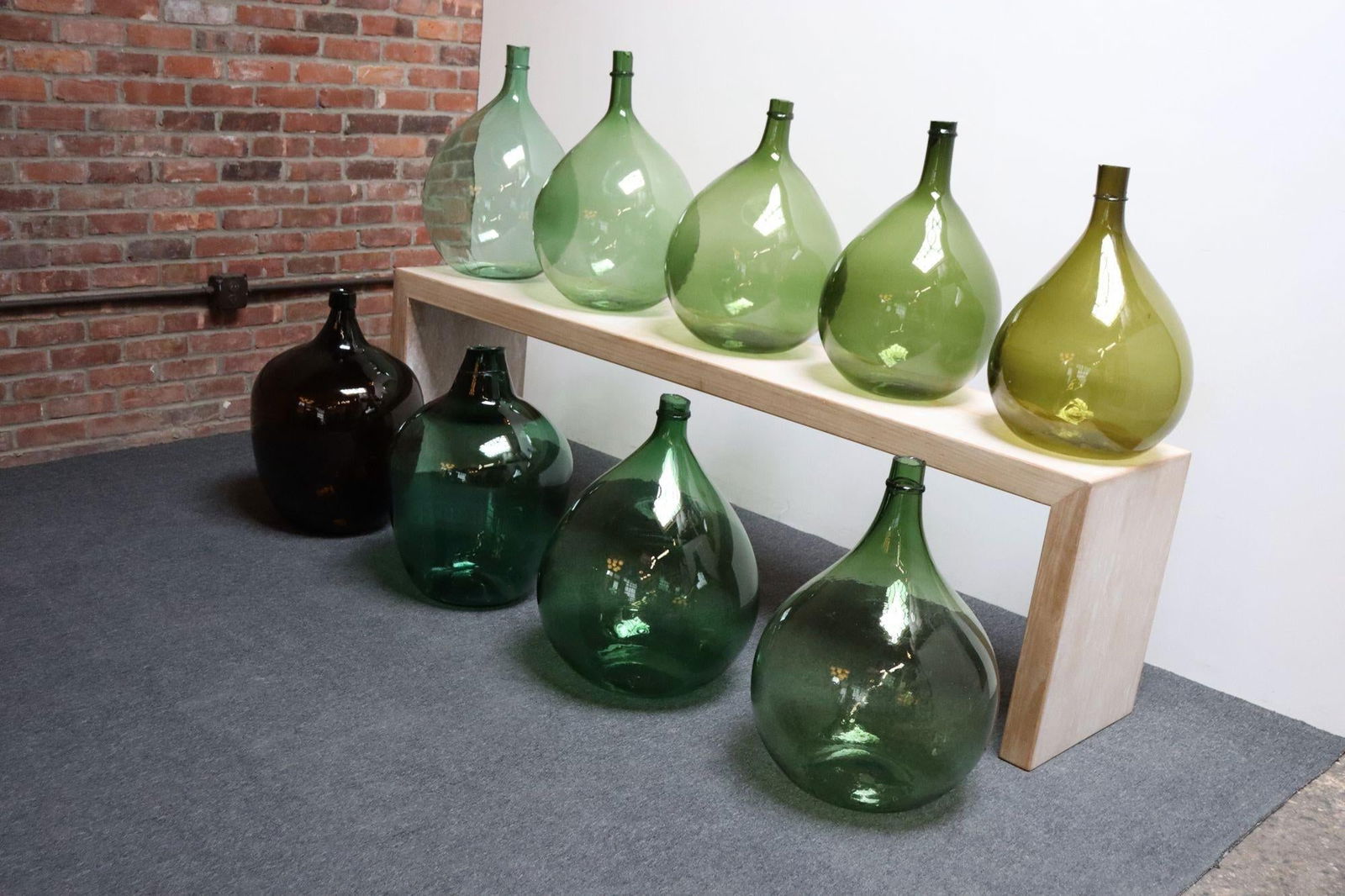 Vintage Italian Emerald Green Blown Glass Teardrop-Form Demijohn Carboy - 18