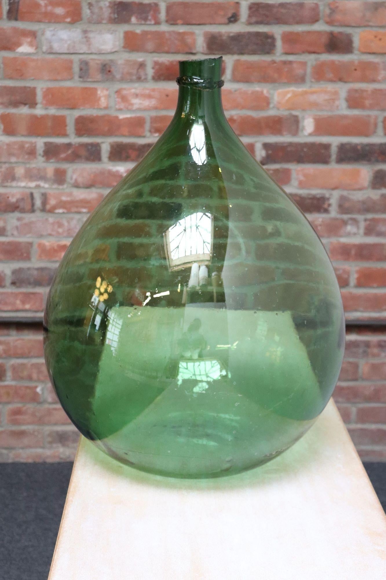 Vintage Italian Emerald Green Blown Glass Teardrop-Form Demijohn Carboy - 5