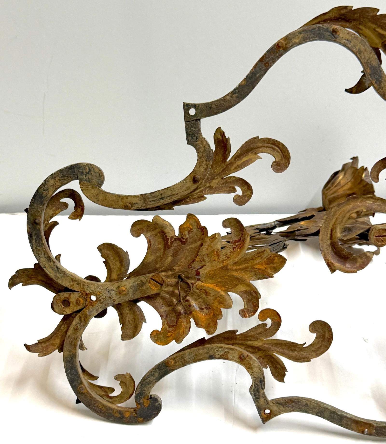 Large Pair Venetian Gilt & Polychromed Tole Candle Sconces Italy, circa 1890s - 9