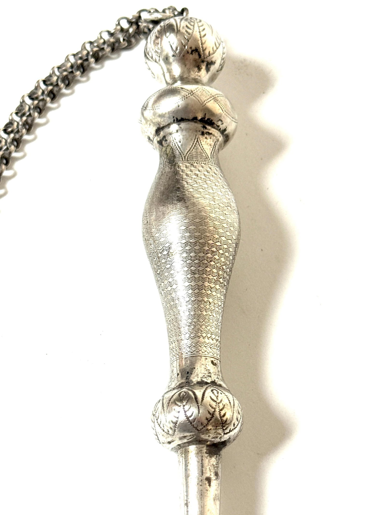 Eastern European Silver Torah Pointer (Yad) with Hebrew Inscription, 1880-1920 - 4