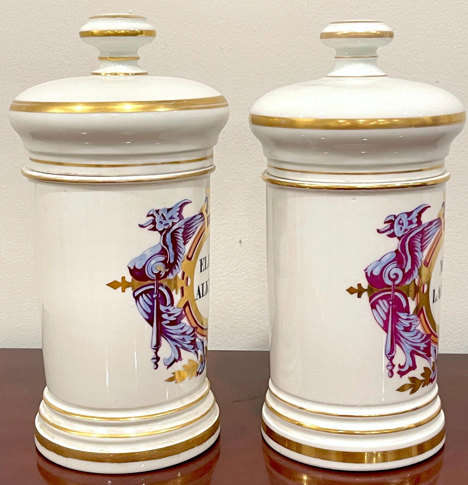Pair of Neoclassical Apothecary Jars by Maison A Collin Porcelaines & Cristaux - 11