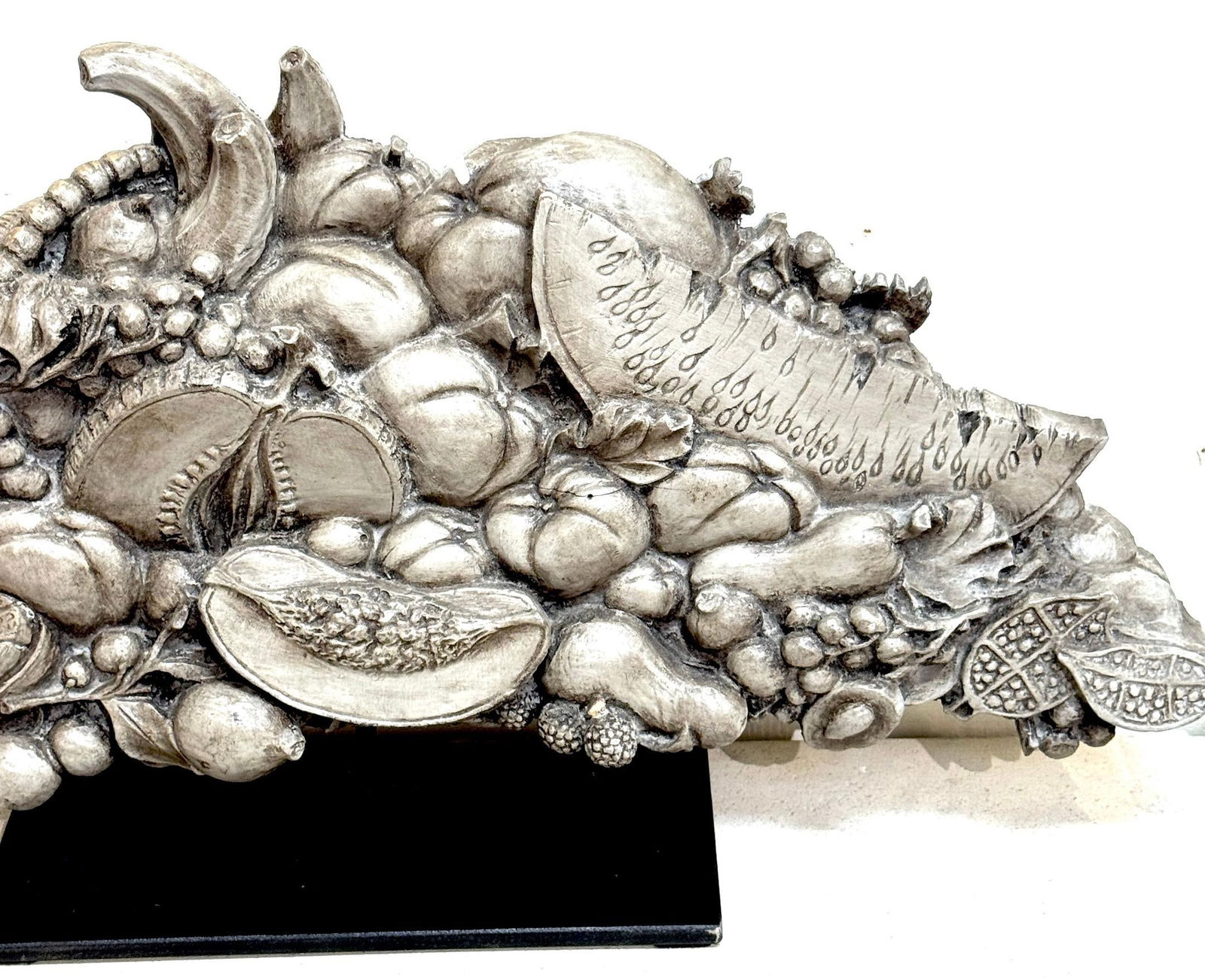 Pair of Continental Carved and Polychromed Wooden Cornucopias, 19th Century - 14