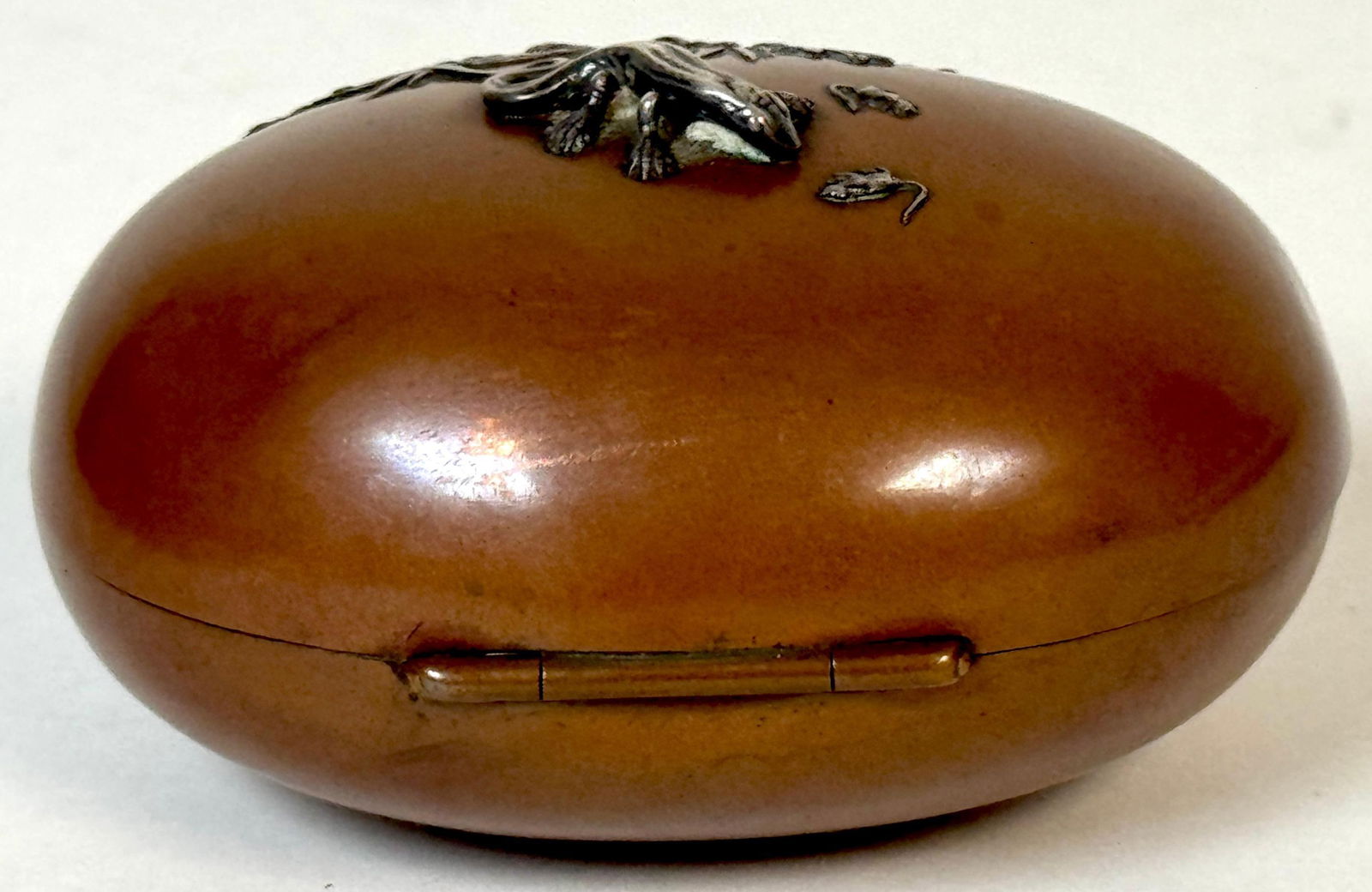 Gorham Aesthetic Movement Sterling Mixed-Metal Box with Lizard and Mice, 1883 - 15