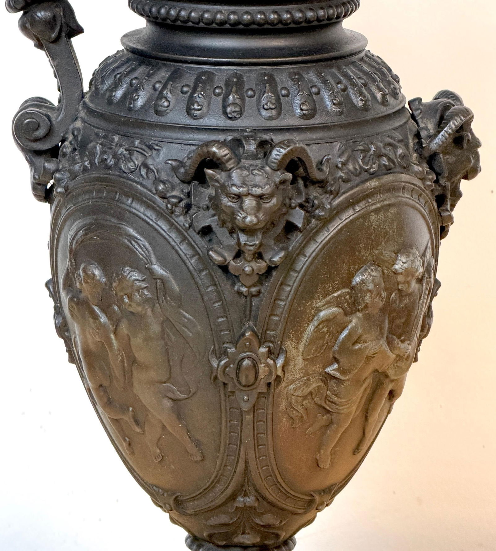 19th Century French Clodion-Style Bronzed Zinc Ewer with Bacchic Caryatid Handle - 17