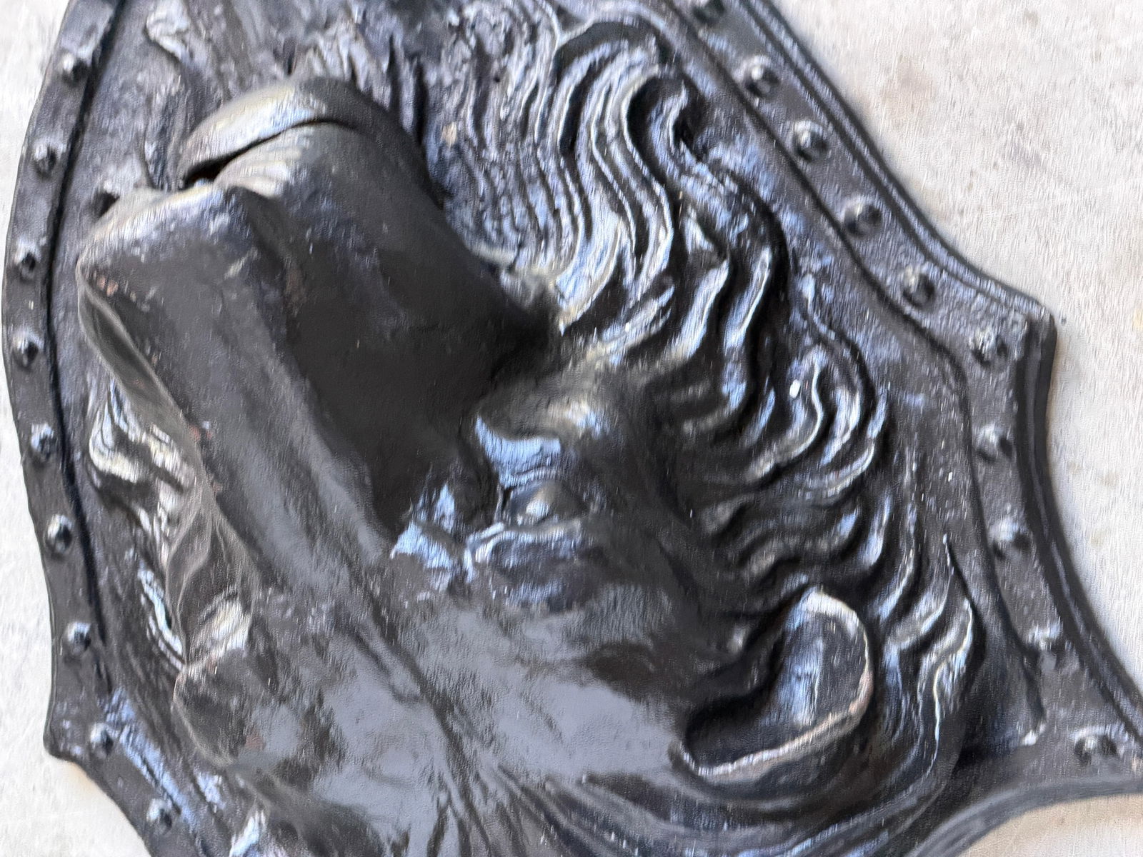 Large 19th C. American Cast-Iron Lion Shield Medallion, Architectural Ornament - 18