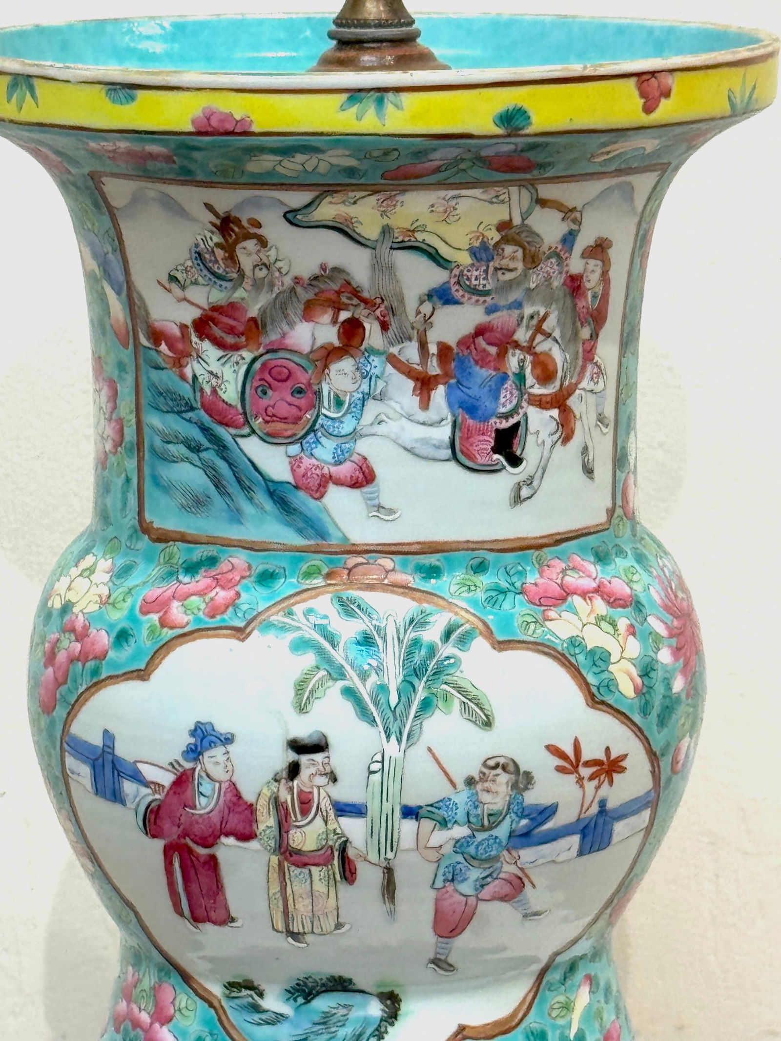 Early 19th Century Chinese Export Famille Rose (Fencai) Gu-Form, Now as a Lamp - 11