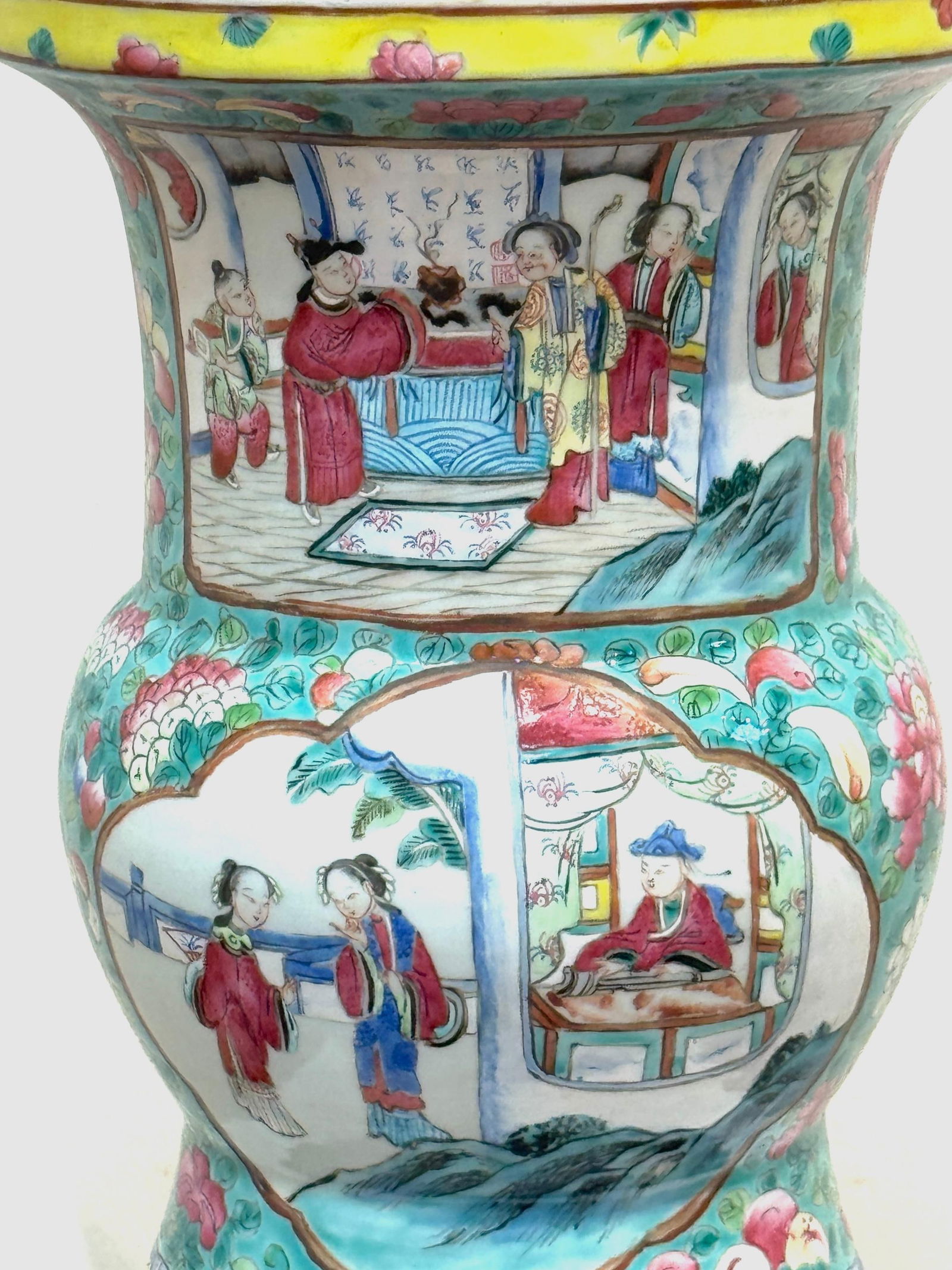 Early 19th Century Chinese Export Famille Rose (Fencai) Gu-Form, Now as a Lamp - 3
