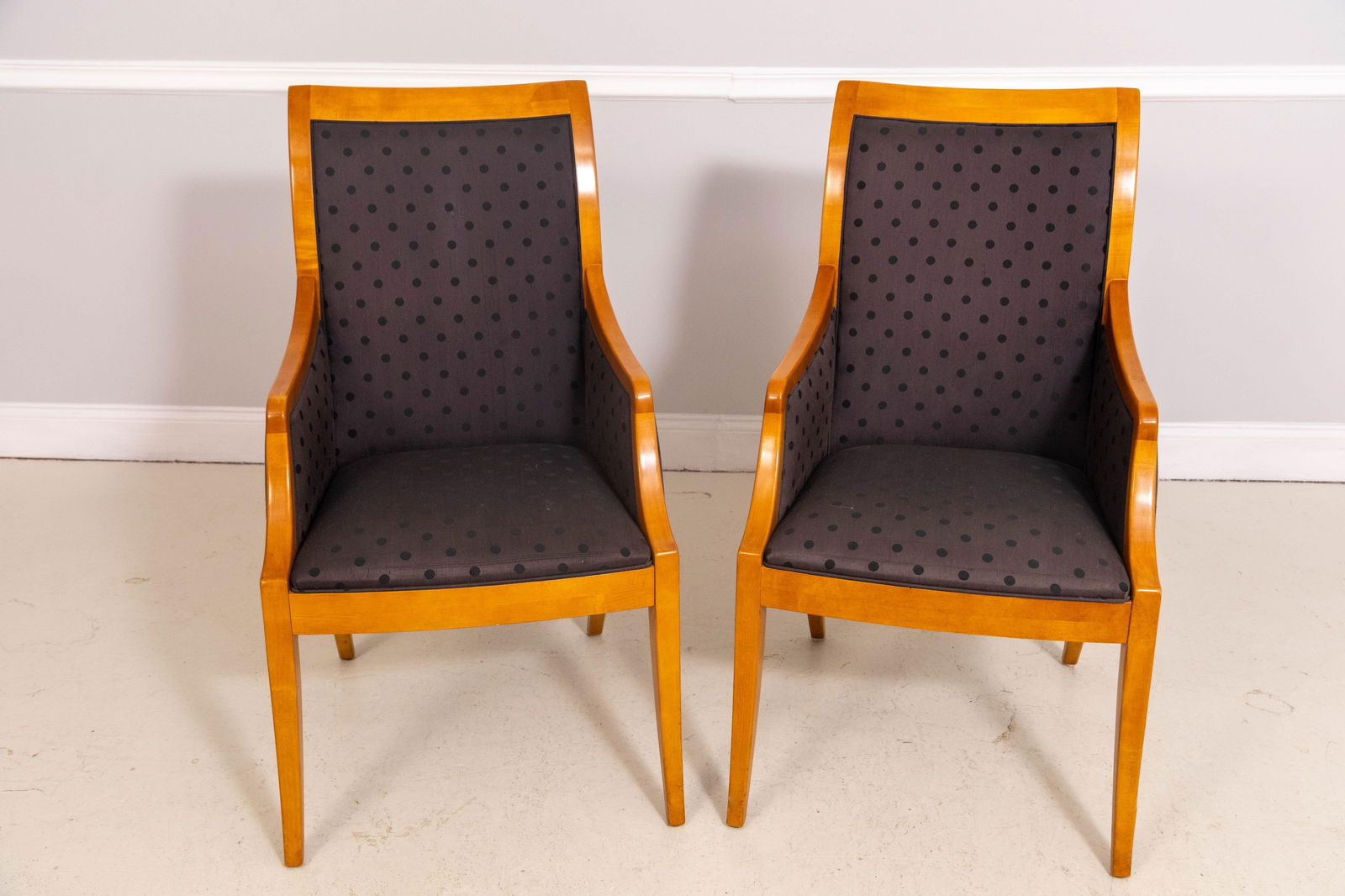 Set of 8 Hickory White Biedermeier Style Dining Room Chairs - 10