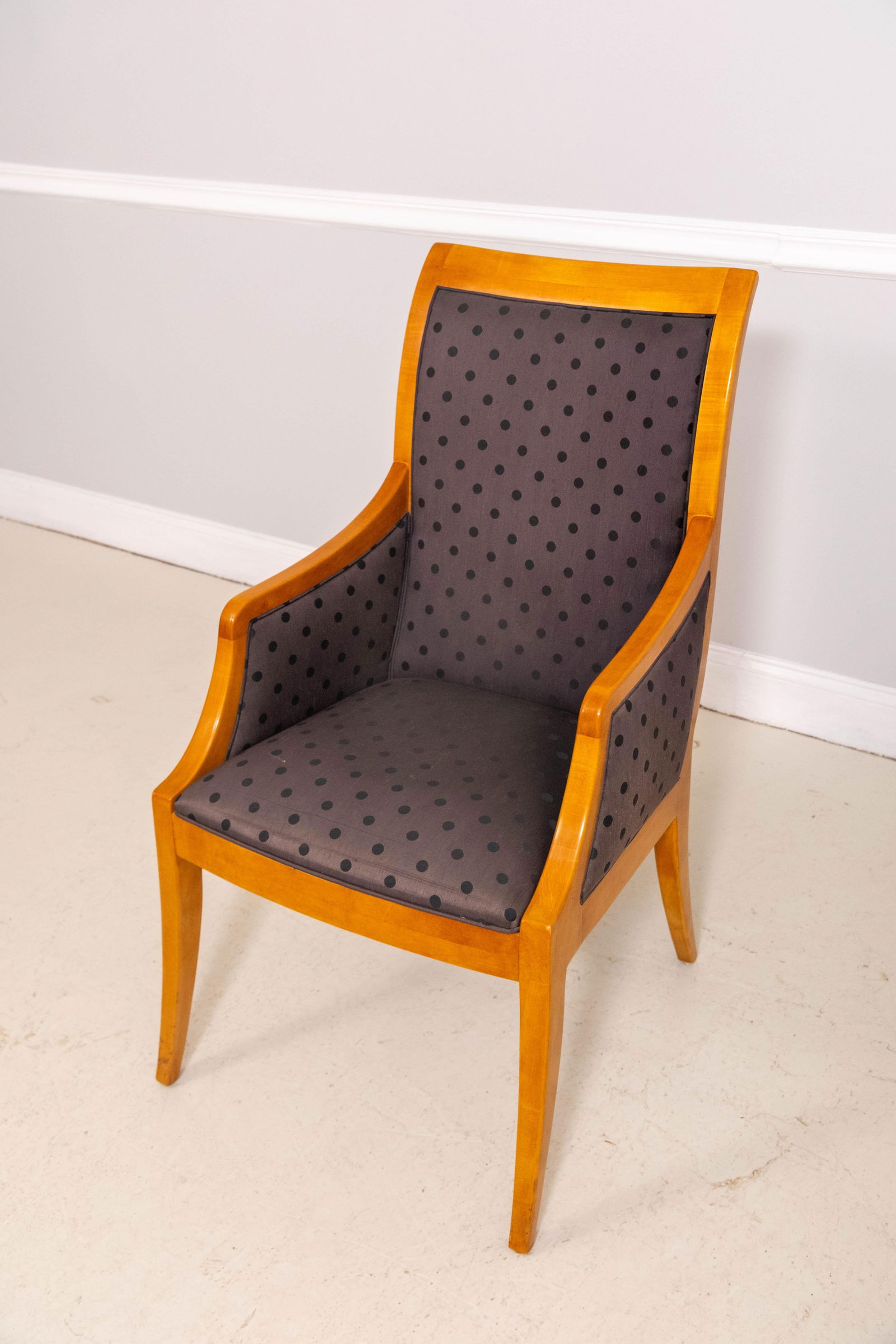 Set of 8 Hickory White Biedermeier Style Dining Room Chairs - 11