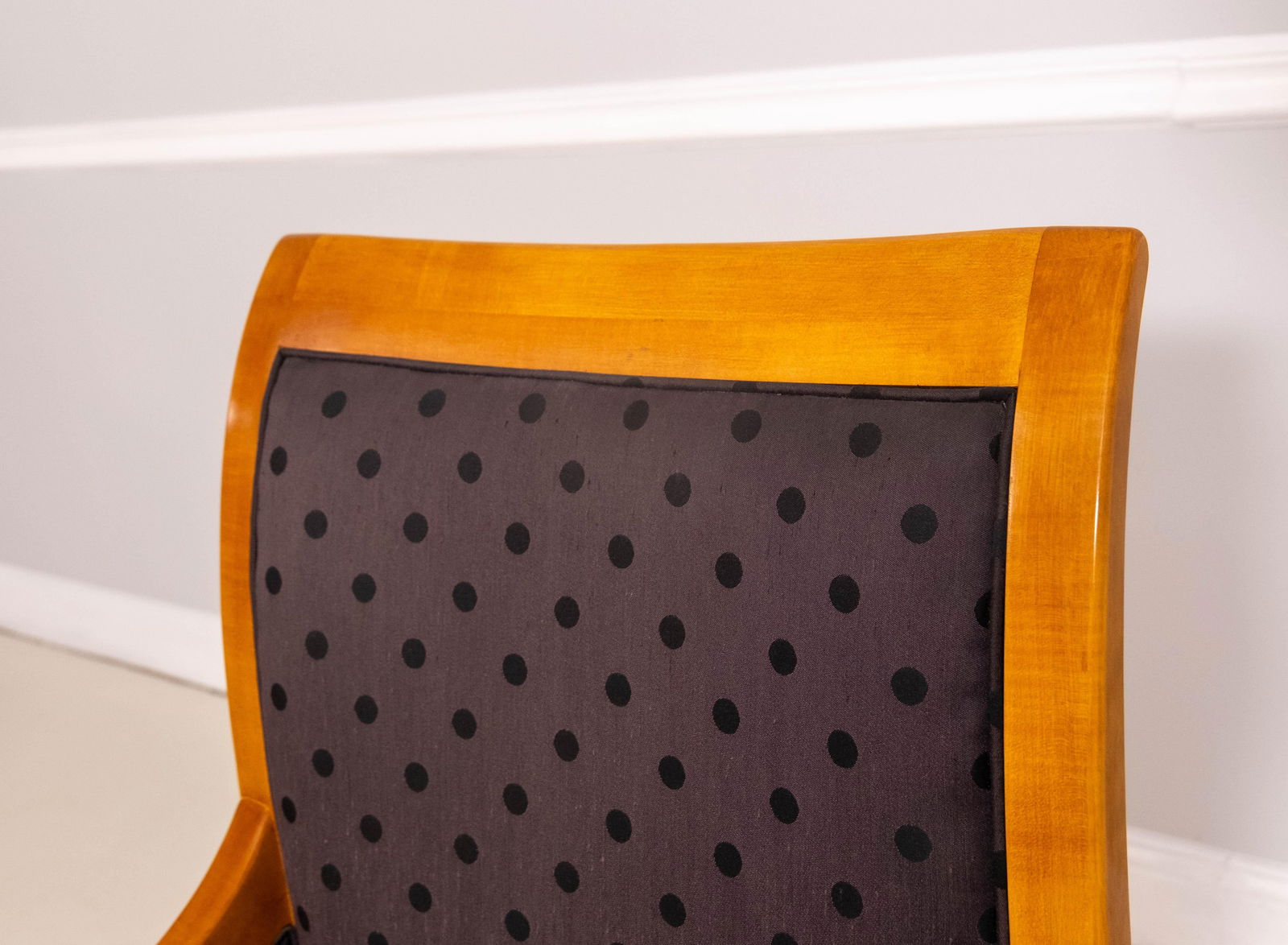 Set of 8 Hickory White Biedermeier Style Dining Room Chairs - 14