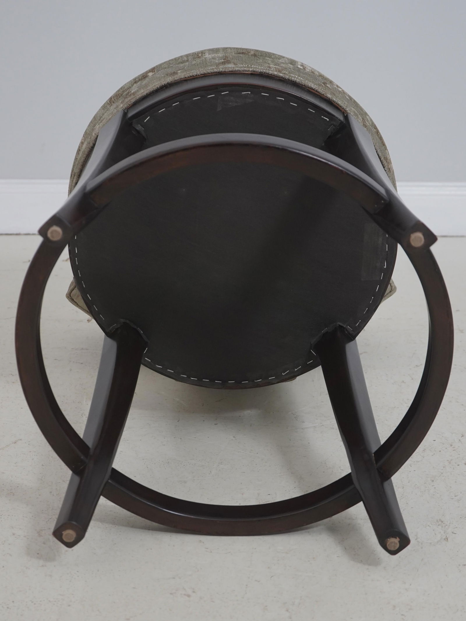 Set of 4 Guy Chaddock Modern Design Queensdale Barstool Chairs - 18