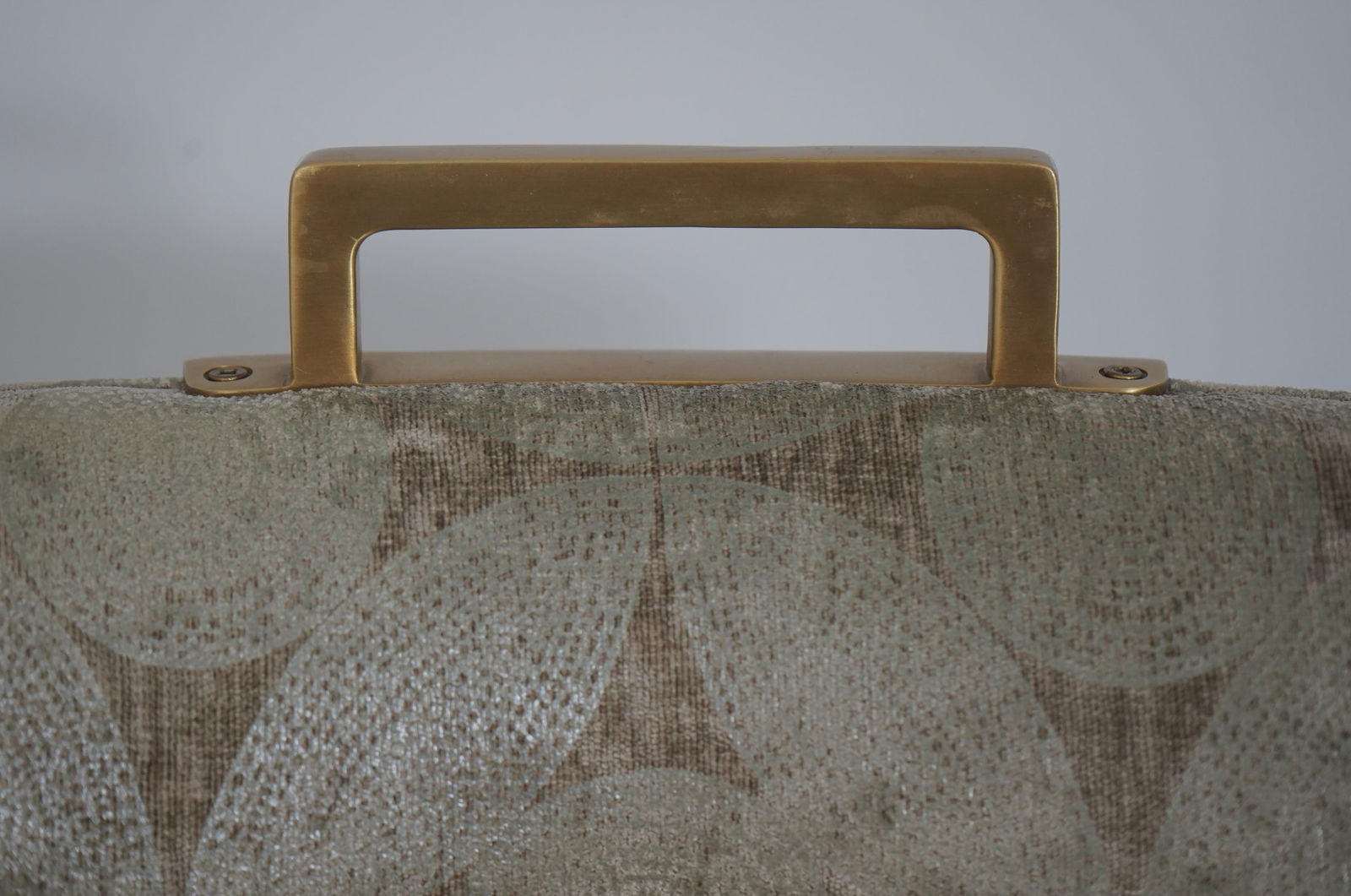 Set of 4 Guy Chaddock Modern Design Queensdale Barstool Chairs - 5