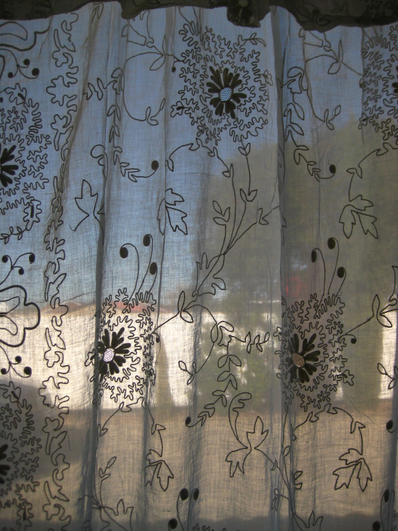 Mid 19th Century Pair of French Embroidered in Fine Cotton Sheer Curtains Napoleon III - 13