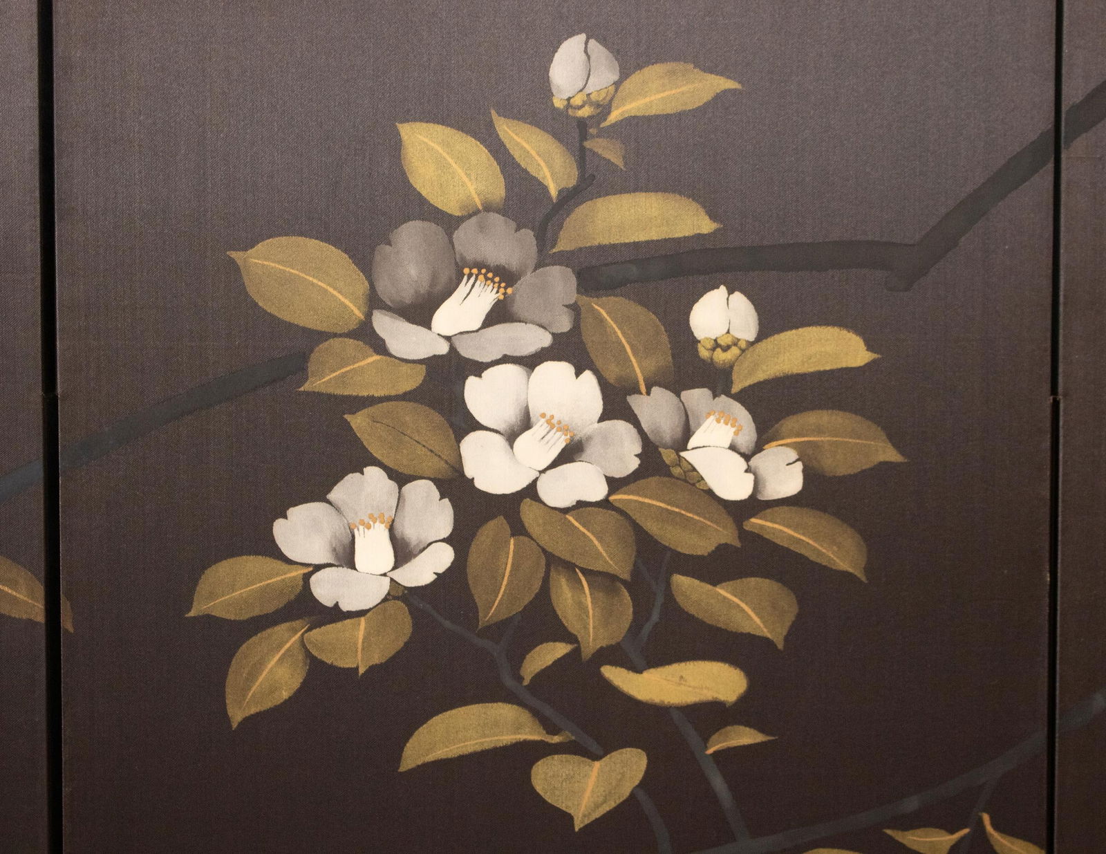 1960s ShÅwa Era Japanese Painted Silk Byobu Screen "Magnolia" - 5
