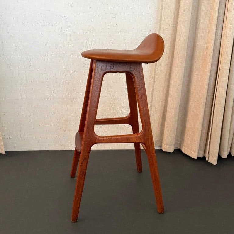 1960s Scandinavian Modern Teak Leather Model Od61 Bar Stool by Erik Buch - 3