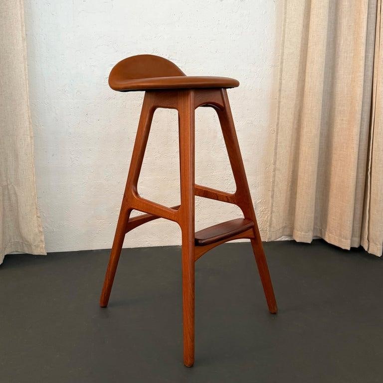 1960s Scandinavian Modern Teak Leather Model Od61 Bar Stool by Erik Buch - 5
