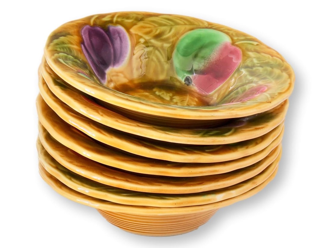 Early 20th-C. French Sarreguemines Majolica Fruit Serving Set - 2