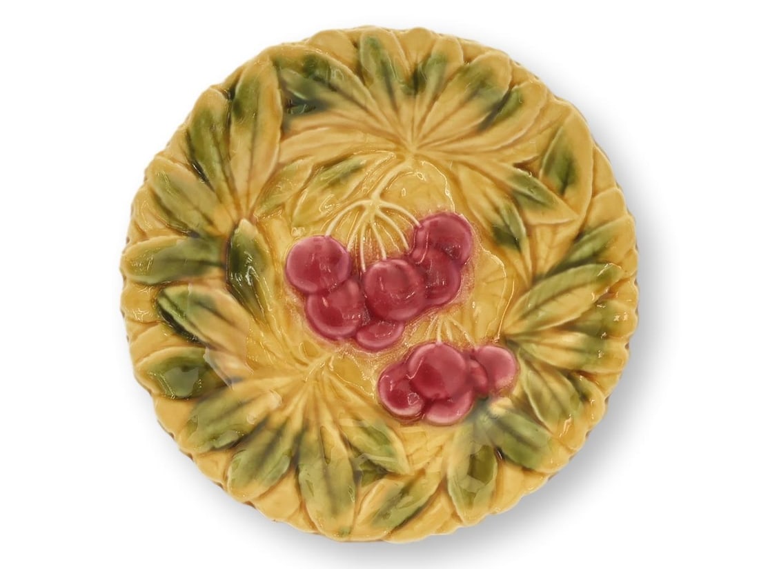 Early 1900s French Sarreguemines Majolica Fruit Serving Set - 8