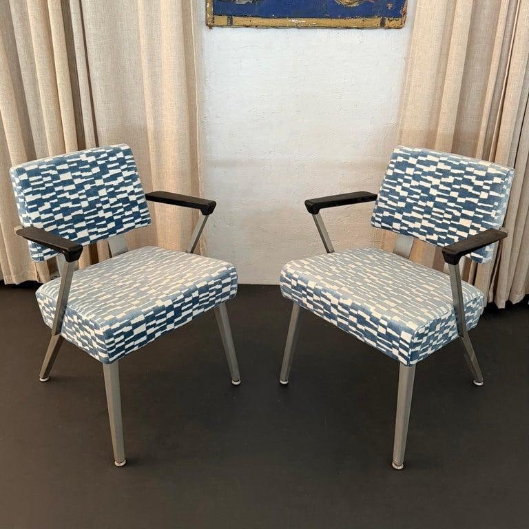 Pair of Mid-Century Modern Aluminum Armchairs by GoodForm - 3