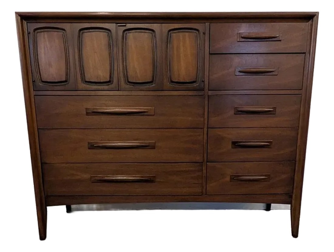 1960s Mid-Century Modern Broyhill Emphasis Magna Highboy Dresser. (1 of 3)
