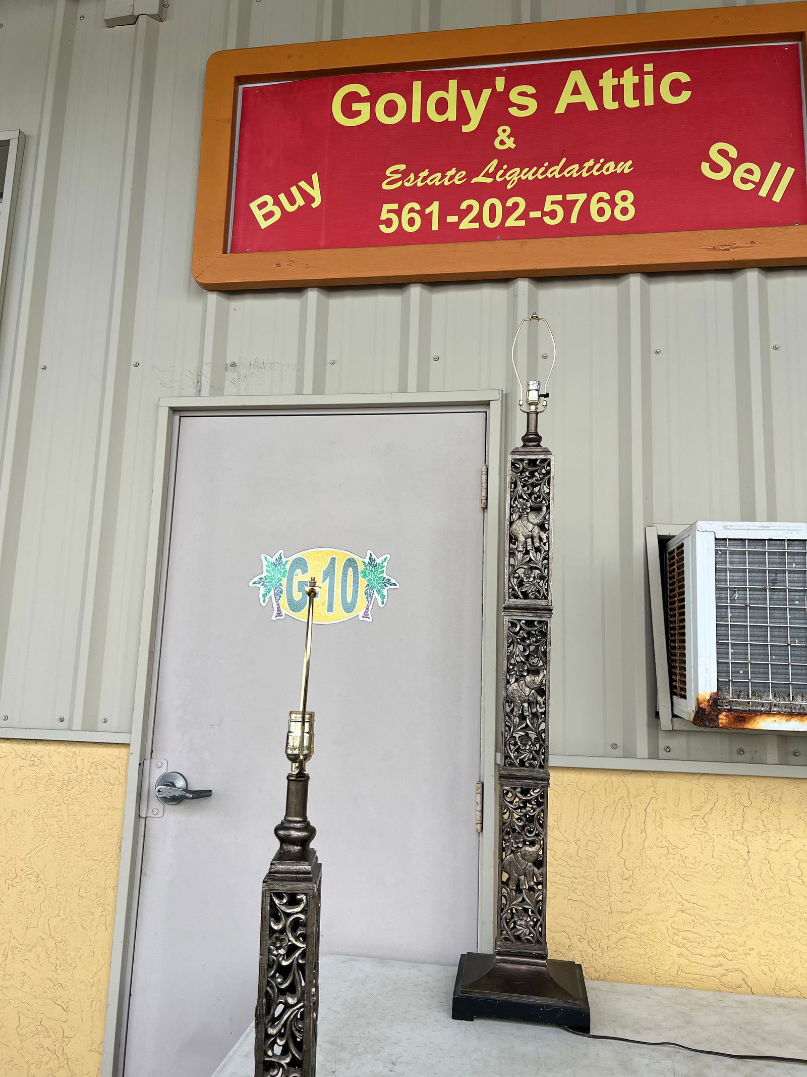 1990s Tall Floor Lamps With Elephants - a Pair - 7